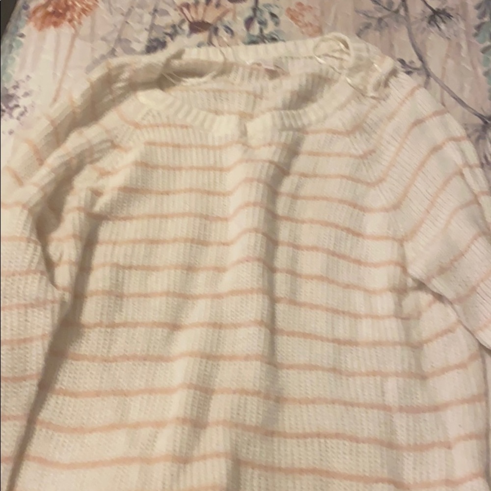Lauren Conrad sweater